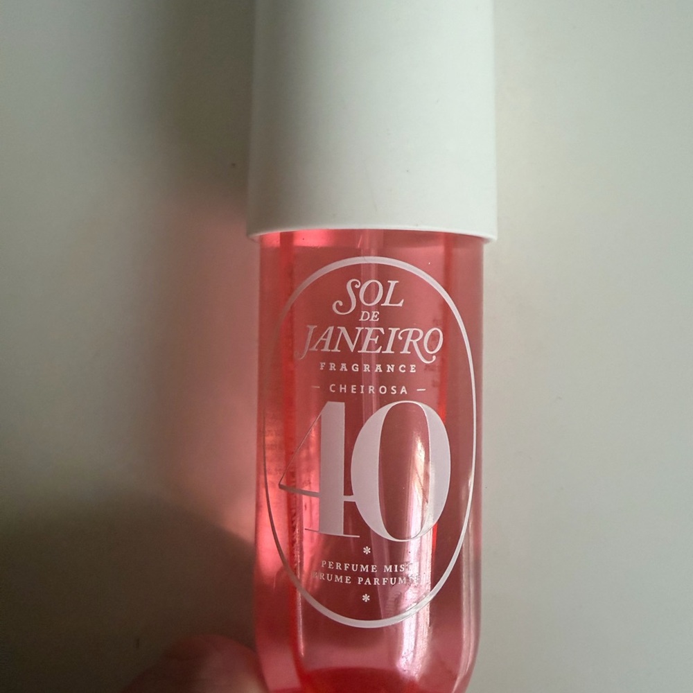 NEW‼️Sol de Janeiro Cheriosa 40 body & hair spray
